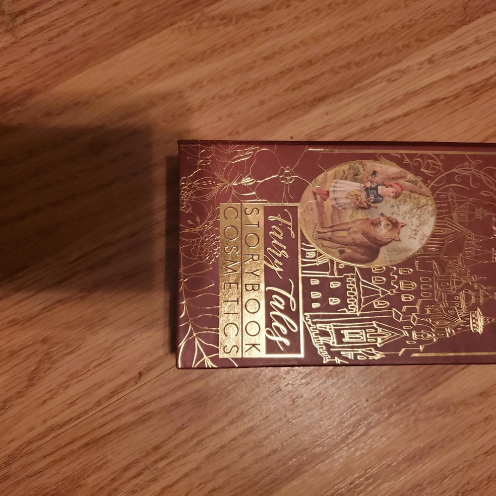 New eyeshadow palette